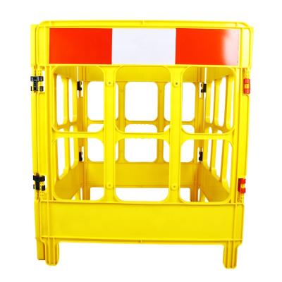 China Road Safety China Best New Products Portable Plastic Temporary Barrier Folding Outdoor Traffic Barriers for sale