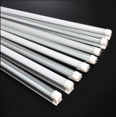 Cina Desktop Long Life 0.6-1.2m Length CE RoHS Certificated 10W 14W 18W 22W T5 LED Tube in vendita