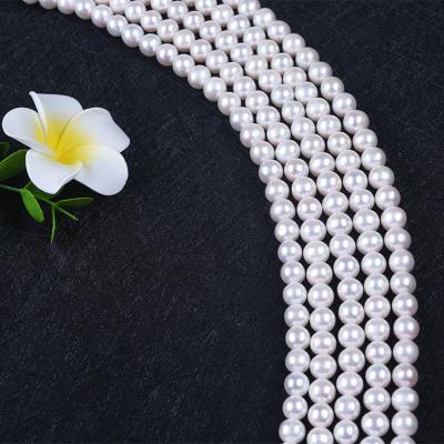 China White Natural Near Round Freshwater Pearl Jewelry 9-10mm Strand for sale