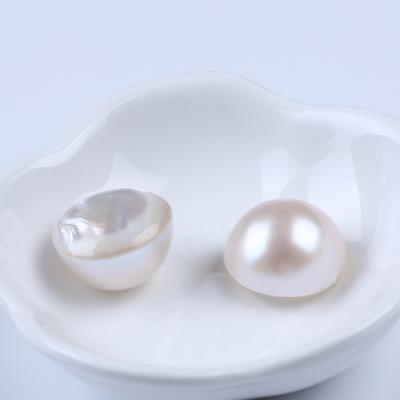 China Wholesale natural freshwater pearl 13mm fashion white button shape loose pearl mabe pearl for sale