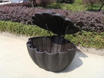 China Garden Shell Shaped Wicker Rattan Storage Box With UV Resistant for sale