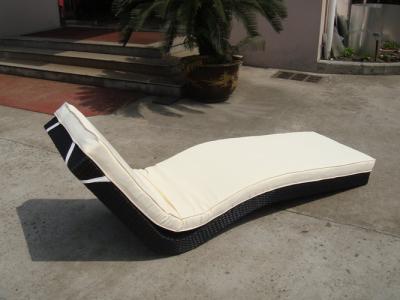 China Openluchtrotanmeubilair Sunlounger Te koop