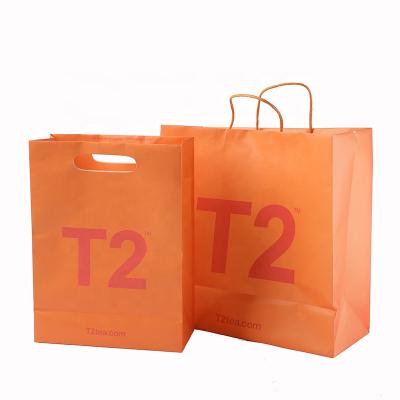 China Luxury And Recyclable Custom Made Paper Christmas Tote Bag Shopping Bag for sale