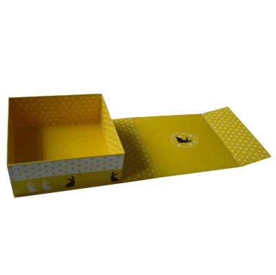 China Recycled Materials One Stop Solution Provider To Print Logo Packing Box Magnet Folding Gift Box Luxury for sale