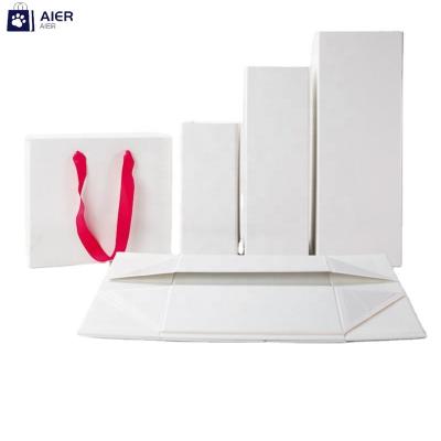 China Recycled Materials Aier Eco Recyclable Bow Creative Recyclable Gift Box Clamshell Folding Multicolor Box for sale