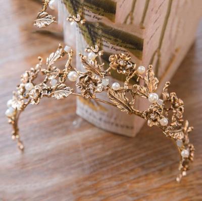 China Bridal Tiara Headband Crystal Crown Headband Headpiece Vine Tiara Wedding Hair Accessories Vintage Baroque Gold Pearl Tiara Leaf Bride for sale