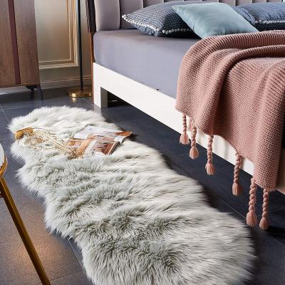 China Modern Furry Princess Room Decor Floor Mat White Kids Plush Area Rugs Bedroom Bedside Modern Luxury Fluffy Living Room Rugs Blankets for sale