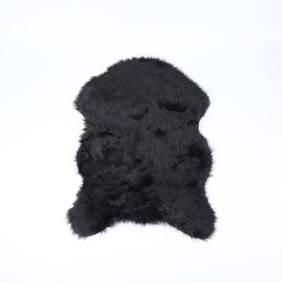 China Anti-Static Faux Fur Insulated Artificial Home Carpet Washable Blanket Seat Padded Wool Fluffy Soft Blankets Warm Carpet In Living Room for sale