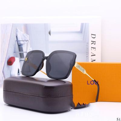 China Fashion Sunglasses 2021 New Arrivals Famous Brands Shades Glasses Designer Square Women Luxury Glasses for sale