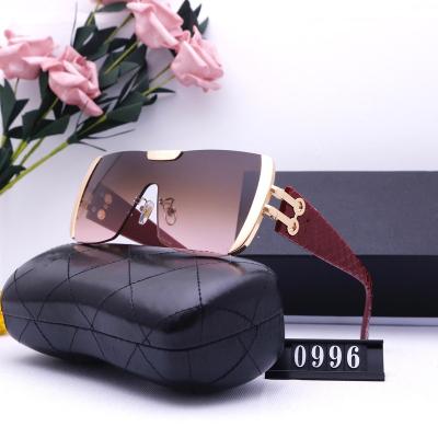 China Designer Brand Glasses Luxury fashion sunglasses new balancing one-piece glasses 2021 fashion women for sale