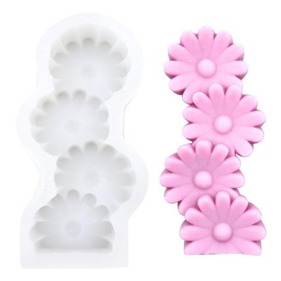 China Xgy-19 DIY Daisy Cake Decorating Mold Chocolate Cake Mold Disposable Candle Aromatherapy Baking Mold for sale