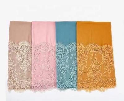 China High Quality Breathable Classic Bubble Chiffon Shawl Lace Chiffon Pearl Hijab Malaysia Wholesale Hijab for sale