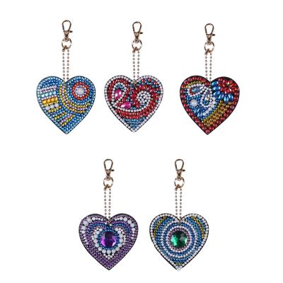 China Love Diy Modern Stitch Diamond Keychain Pendant 5 Pieces Diamond Painting Keychain Set for sale