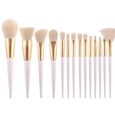 China Angular Blush White Brush Makeup China Products Manufacturers Handle Synthetic Hair Beauty Accessories for sale