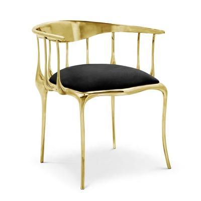 China Customized Modern Royal Home Hotel Dining Room Furniture Metal Frame Brass Flannel Dining Chair for sale