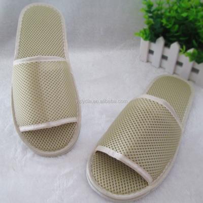 China Luxury Slipper Hotel Indoor Type For Bathroom Open Toe Spa Flat Shoe Unisex Disposable Slippers for sale