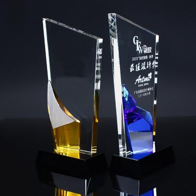 China 2021 Europe Cheap Healing White Custom Glass Crystal Trophy With Blue Yellow Color for sale