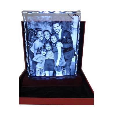 China Europe hotsale 3D laser personalized photo crystal portrait glass crystal for keepsake gift for sale