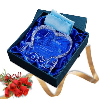 China Heart Of Europe Shape Crystal Love Iceberg Valentine's Day And Wedding Gifts For Wedding for sale