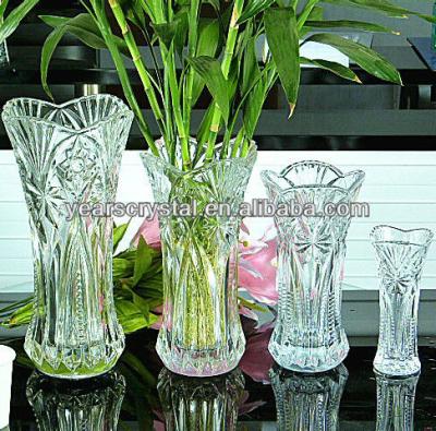 China CLASSIC white round wedding decor crystal glass table flower vase for home decoration for sale