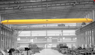 China Single Beam Electric Overhead Travelling Crane , 3 Ton Overhead Crane Steel Structure for sale