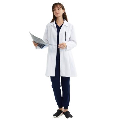 China Waterproof Non Woven Disposable Lab Coat White Color Pocket Knit Cuff Isolation Lab Coats For Dental Hospital Factory Visitor for sale