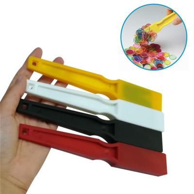 China Wholesale Colored Educational Toys Bingo Plastic Magnetic Magic Chips and Wands Plastic Magnetic Chips and Wands Educational Toys Bingo Wands for sale