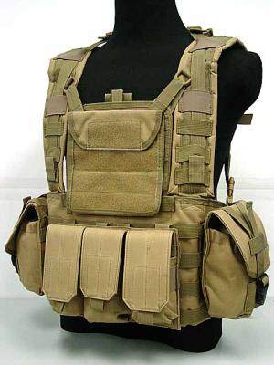 China Tan Vest,Tactical Combat Vest,Quick Release Buckle For Wearing for sale