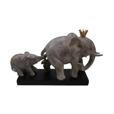 China Modern Animal Resins Mini Elephant Africa Resin Home Decor Figure for sale