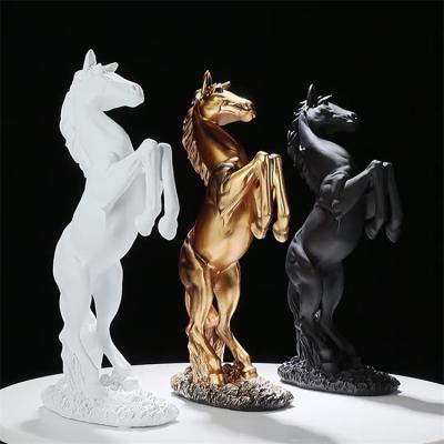 China Hot Selling Europe Redeco Amazon Resin Crafts Resin Bronze Horse Statue Horse Desktop Decor Modern Exquisite Workmanship for sale