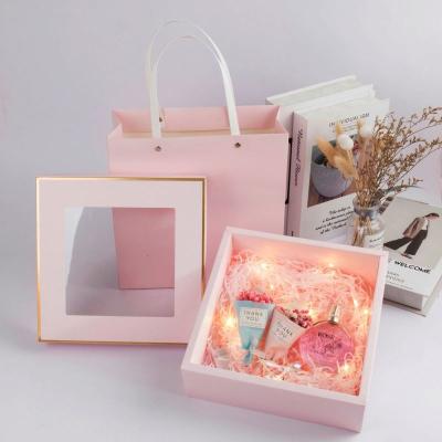 China Valentine's Day Portable Perfume Box Handmade Printing Elegant Square Packaging Box With Crosshair for sale