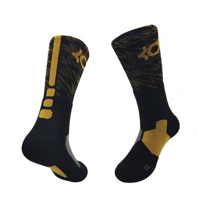 China Various Boys Socks Breathable Holiday Customization Sports Socks Basketball Game Wearing Socks for sale