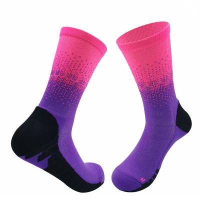 China OEM Breathable Custom Logo Made Basketball Custom Design Pattern Men Tube Cotton Sports Crew Athletic Socks for sale