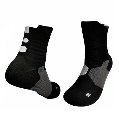 China Logo Design Socks Crew Sports Custom Breathable Hogs Mens Basketball Hogs Elite For Man for sale