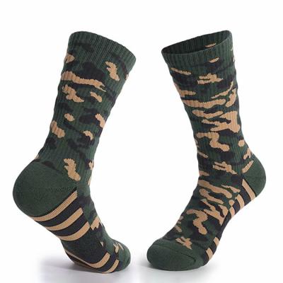 China Breathable Cotton Bottom Basketball Socks Camouflage Tube Socks Are Comfortable And Breathable For Outdoor Sport for sale