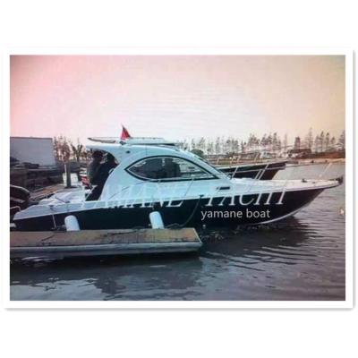 China Fishing 28FT Boat Manufacturer Fiberglass Cabin Cruiser Luxury Cabin Sports Yacht Hot Selling for sale