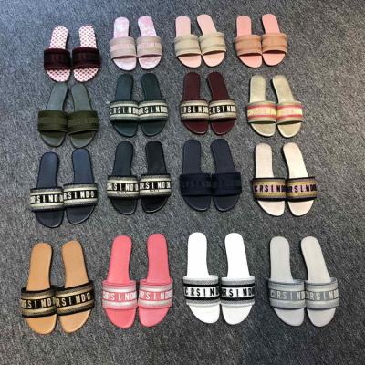 China Luxury Sandals Flip Flops Slippers Heeled Casual New Style Trend Fashion Designer Slides Famous Brand Women Sandals for sale