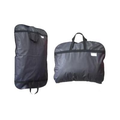 China Eco-friendly high quality non woven garment bag foldable clothes cover custom logo travel garment suit bag à venda