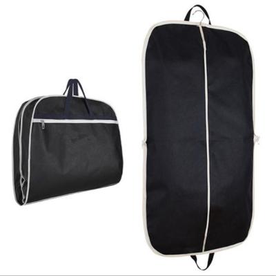 Cina Wholesale 600D Oxford Cloth Suit Garment Bag Black Zipper Suit Eco-friendly Garment Bag in vendita