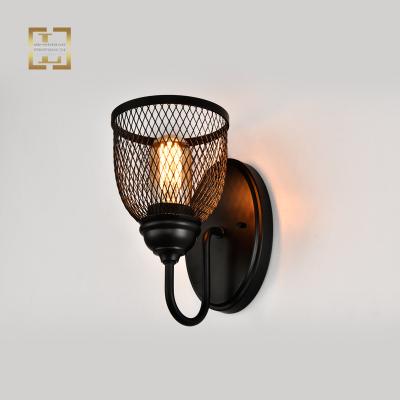 China Modern industrial morden low wall sconces iron body hotel E26 vintage lamp wall bracket wall mount lights for home for sale