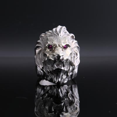 China CLASSIC Personalized 925 Sterling Silver Hip Hop Antioxidant High End Gemstone Jewelry Ring Men Set Lion Ring for sale