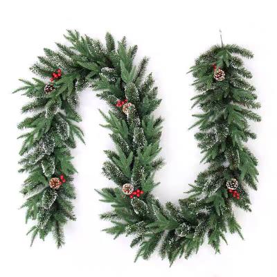 China Handmade Artificial Chirstmas Plant Christmas Wreath With Red Berry Cone for sale