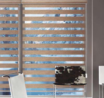 China Tianhe Factory Wholesale UV Protection Zebra Blinds Fabric Rain Bow Colored Window Blinds for sale