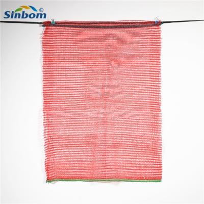 China 40*60cm Recycled PE Firewood Packaging Mesh Net Bag for Onion Garlic Potato Storage for sale