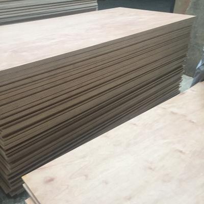 China Modern Pencil Core Cedar Plywood Wood Timber Hardwood for sale