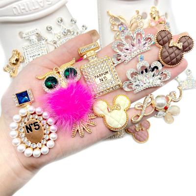 China Clog 2022 hot sale premium custom metal croc charms diamond croc shoe decoration accessories bling shoe charms for sale