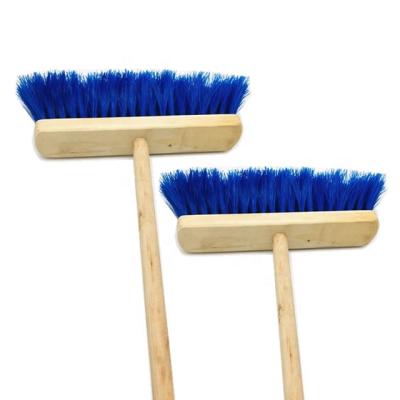 China Indoor Wood Brushes Sweeps Floor Sweeper Indoor Broom Household Sweeps With Wood Stick for sale