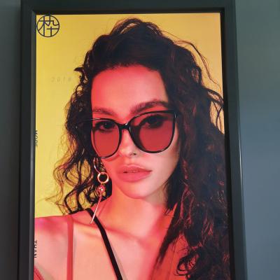 China UV graphic or flm 27x40 LED light box backlit wall mounted black aluminum movie poster frame for sale