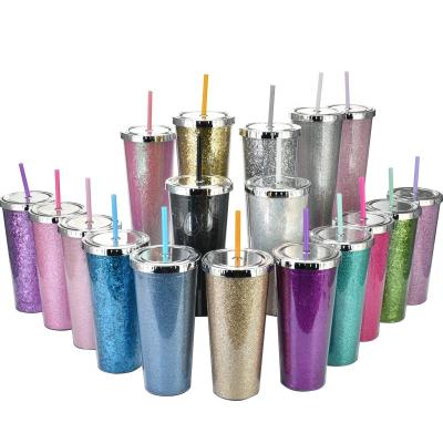 China Promotional 24oz Drink Water Bottles Plastic Water Bottle Portable Sports Drinking Bottles Plastic Beverage Making Cup for sale