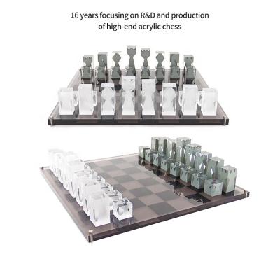 China Luxury Custom Crystal Acrylic Chess Pieces Game Lucite Portable Chess Set Satom Lucite Backgammon Board for sale